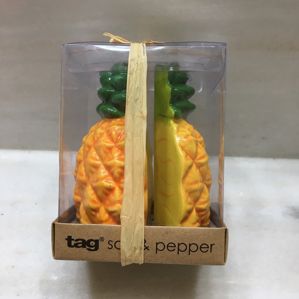 Tag | Pineapple Salt & Pepper Shaker